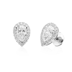 Diamond studs in gold