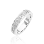 Diamond ring in gold