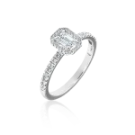Diamond ring in gold