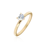 Diamond ring in gold