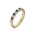 Diamond and sapphire ring in gold