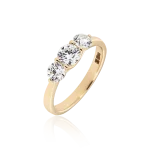Diamond ring in gold