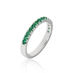 Emerald ring in gold