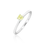 Diamond ring in gold