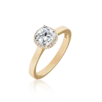 Diamond ring in gold