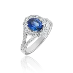 Sapphire and diamond ring in gold