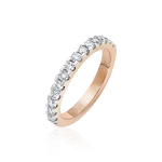 Diamond ring in gold