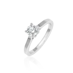 Diamond ring in gold
