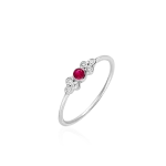 Ruby and diamond ring in gold