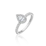 Diamond ring in gold